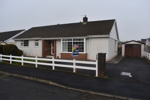 Property for auction in Dyfed)