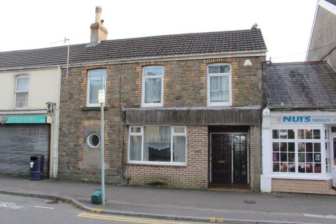 Property for auction in West Glamorgan)