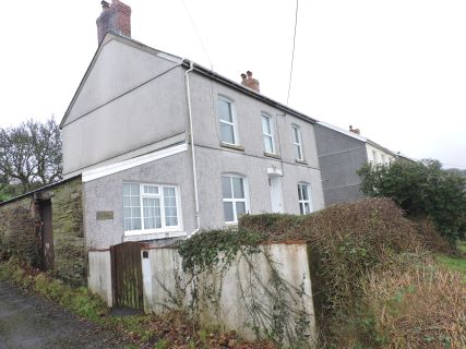 Property for auction in Dyfed)