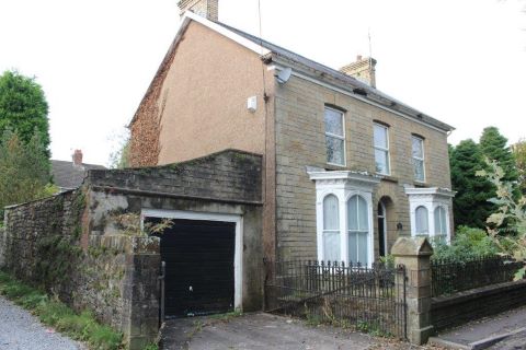 Property for auction in West Glamorgan)