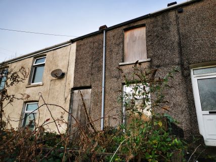 Property for auction in West Glamorgan)