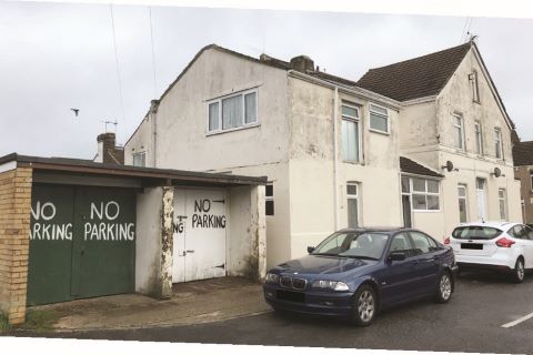 Property for auction in Hampshire)