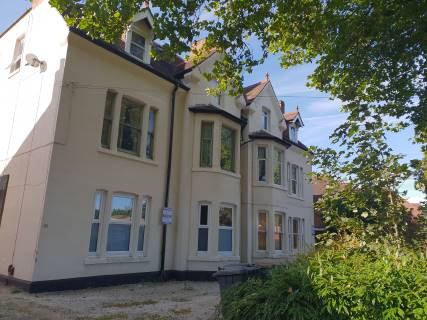 Property for auction in Warwickshire)