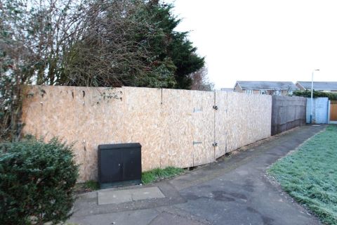 Property for auction in Essex)