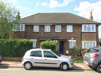 Property for auction in Bedfordshire)
