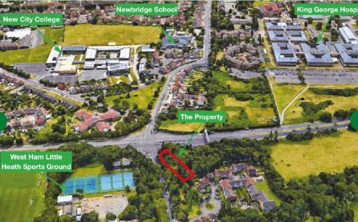 Property for auction in Essex)