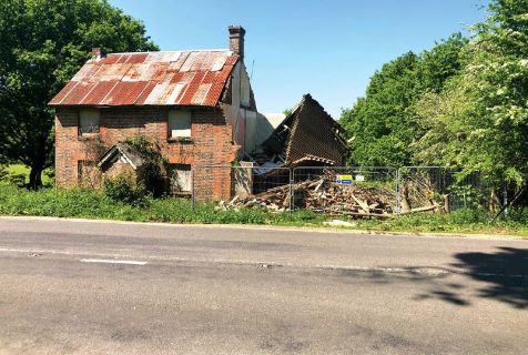 Property for auction in East Sussex)