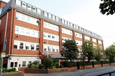 Property for auction in Hertfordshire)
