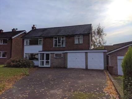 Property for auction in West Midlands)