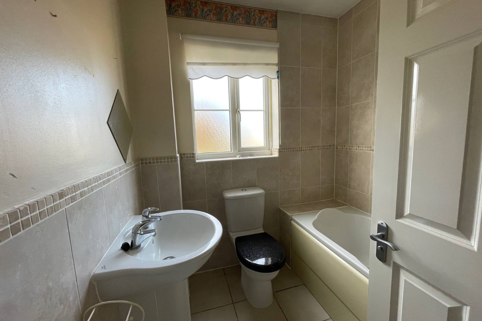 1 Swallow Close, Wellingborough, NN8 4BY