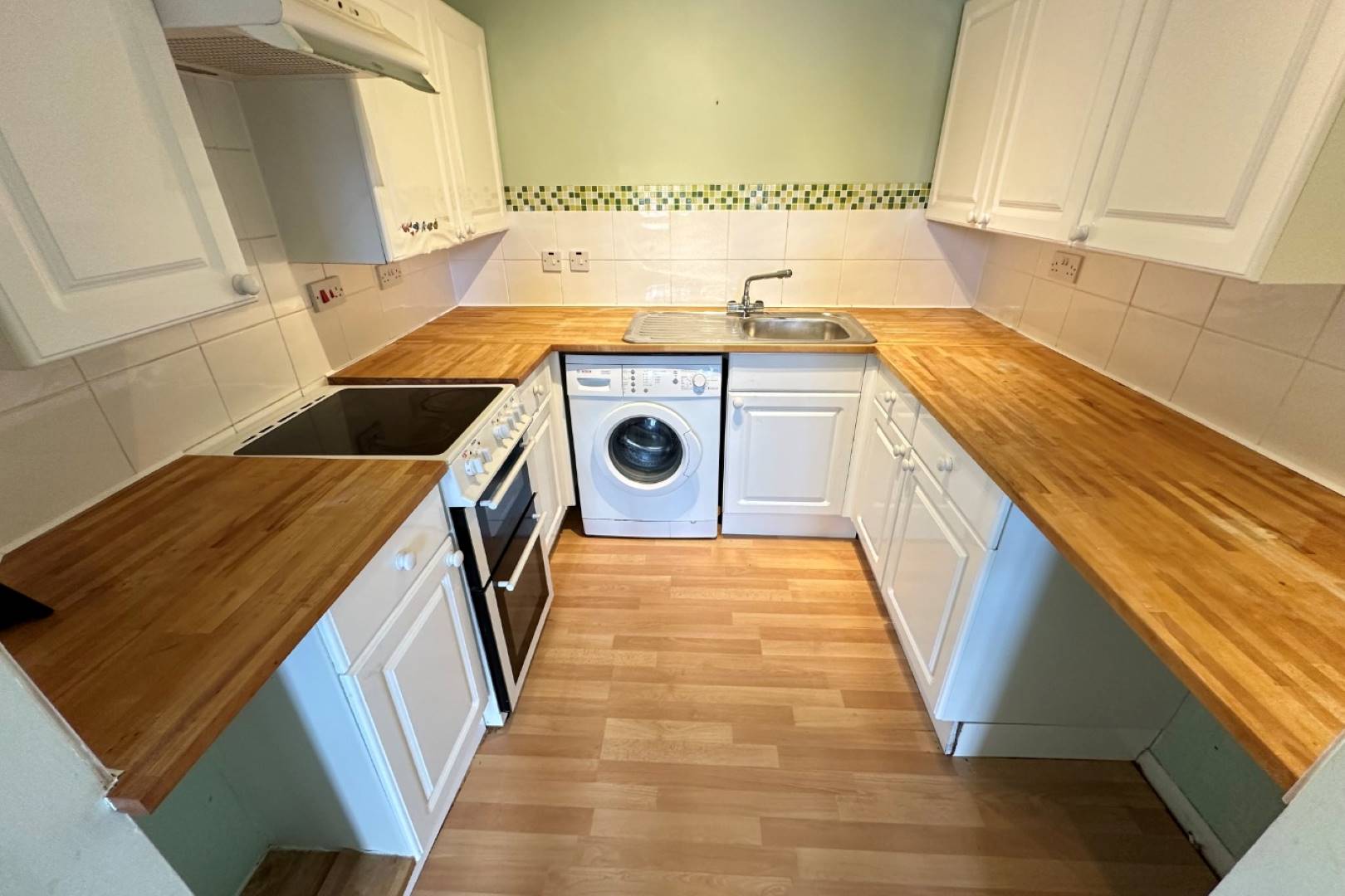 Flat 14, Norton Court, High Street South, Dunstable, LU6 3SZ