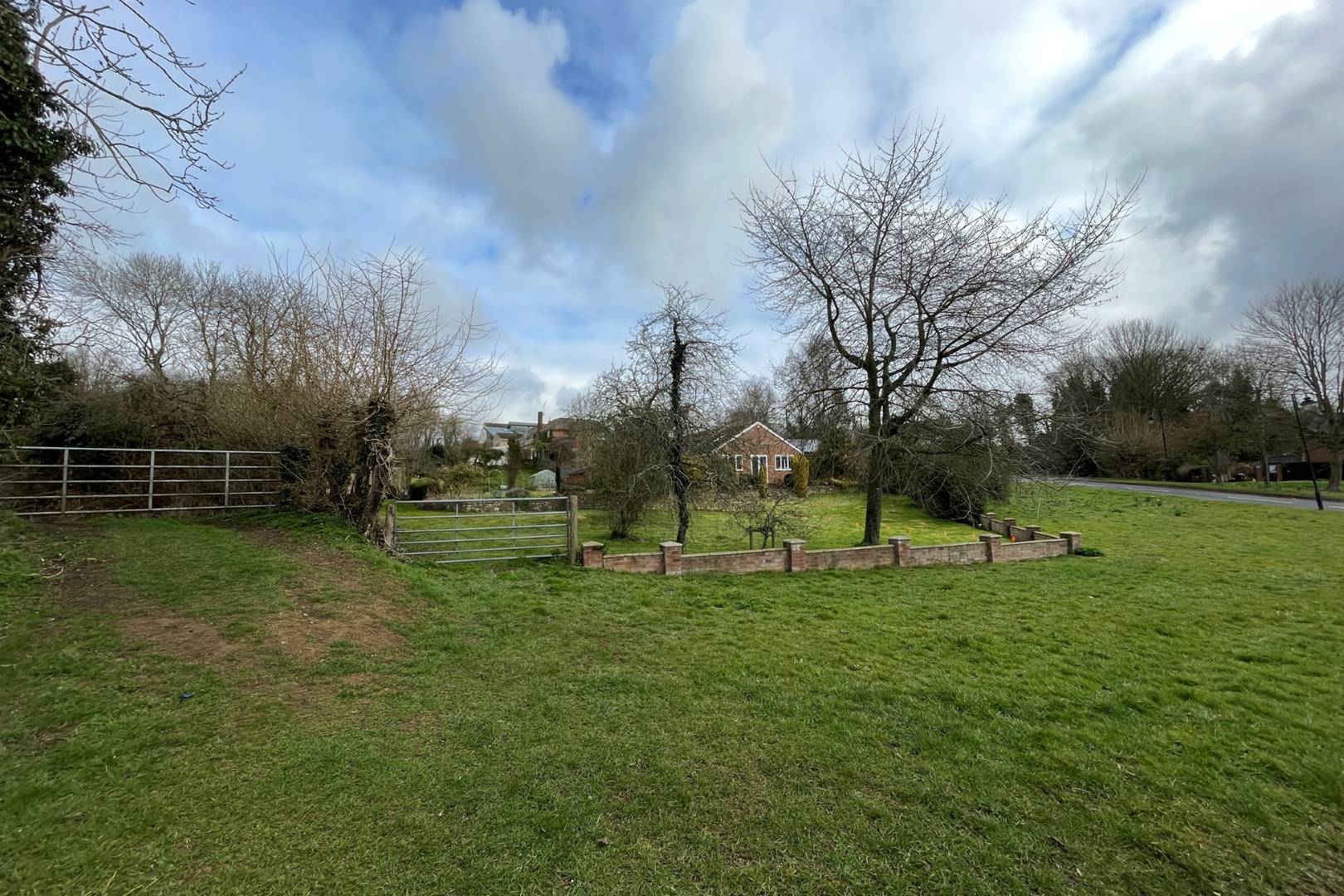 Building Plot Adjacent to Deepdown, Water Stratford Road, Tingewick, Buckingham, MK18 4NU