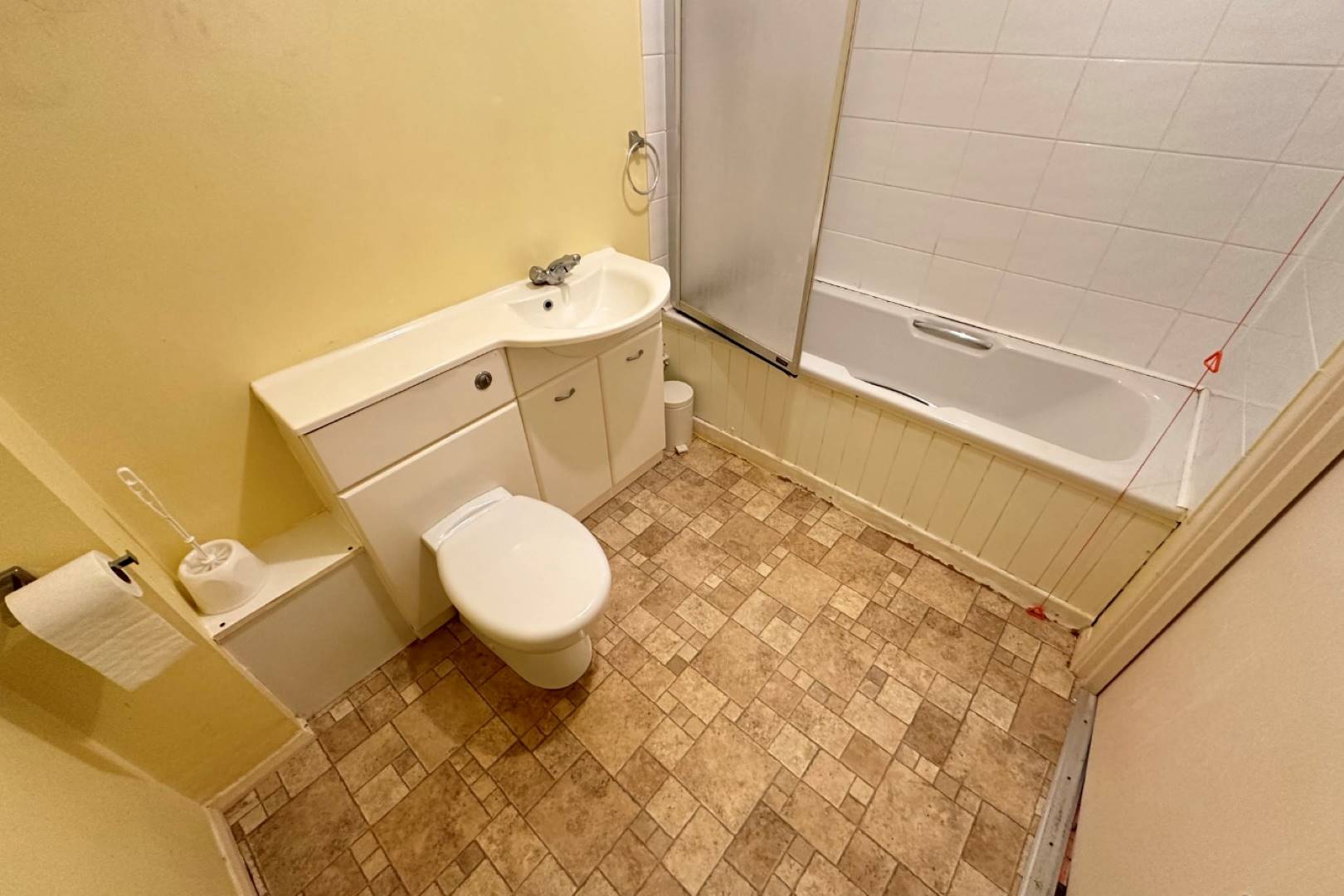 Flat 14, Norton Court, High Street South, Dunstable, LU6 3SZ