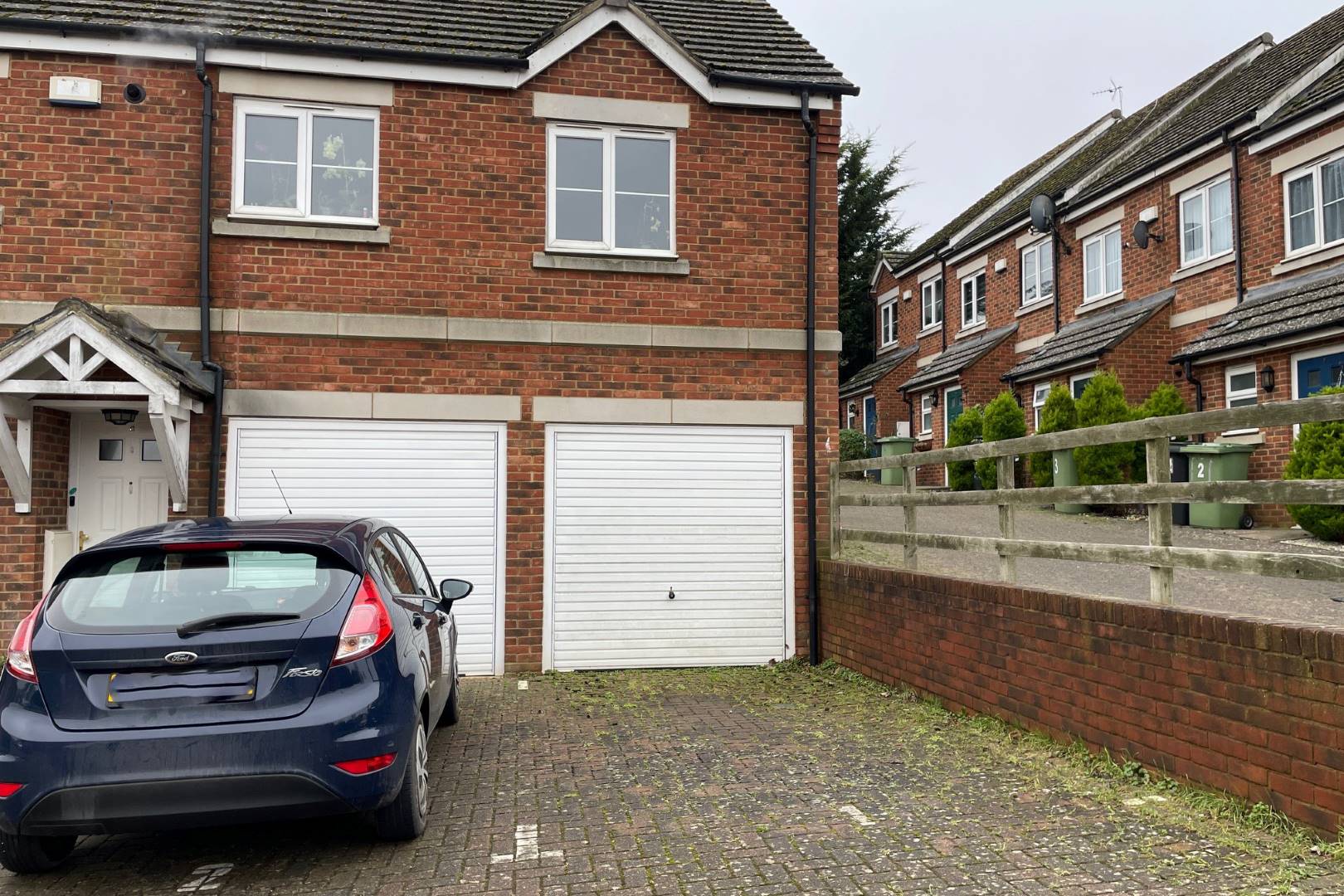 1 Swallow Close, Wellingborough, NN8 4BY