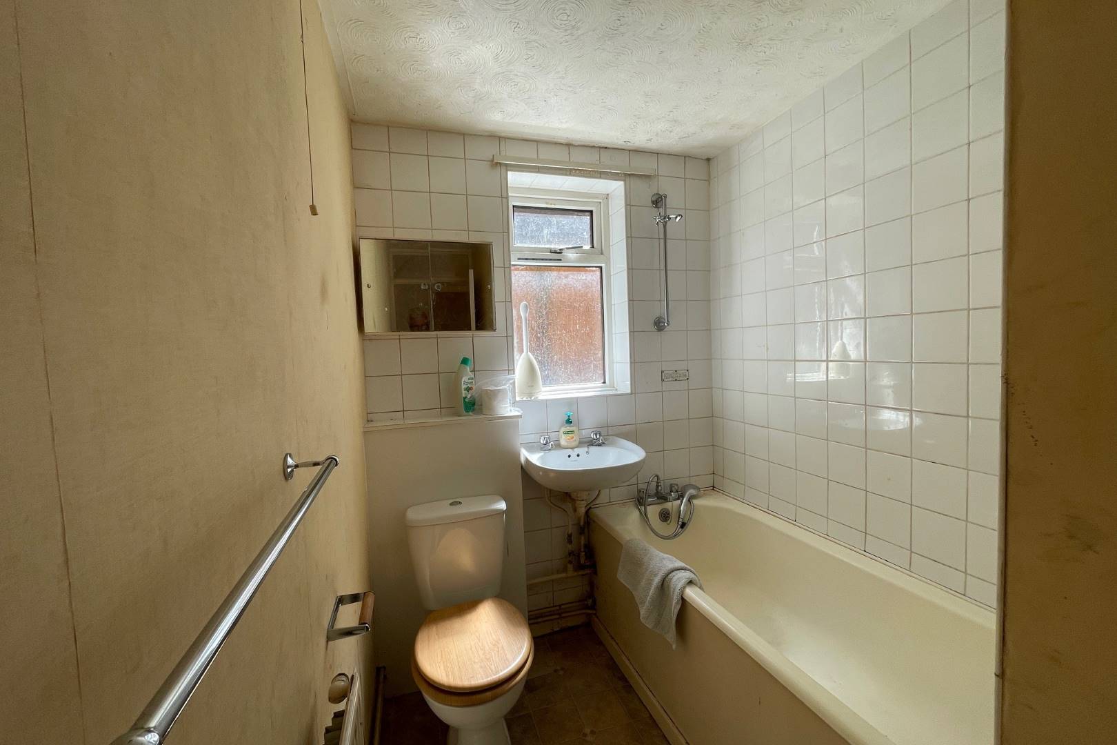 13 Porlock Drive, Luton, LU2 9LL