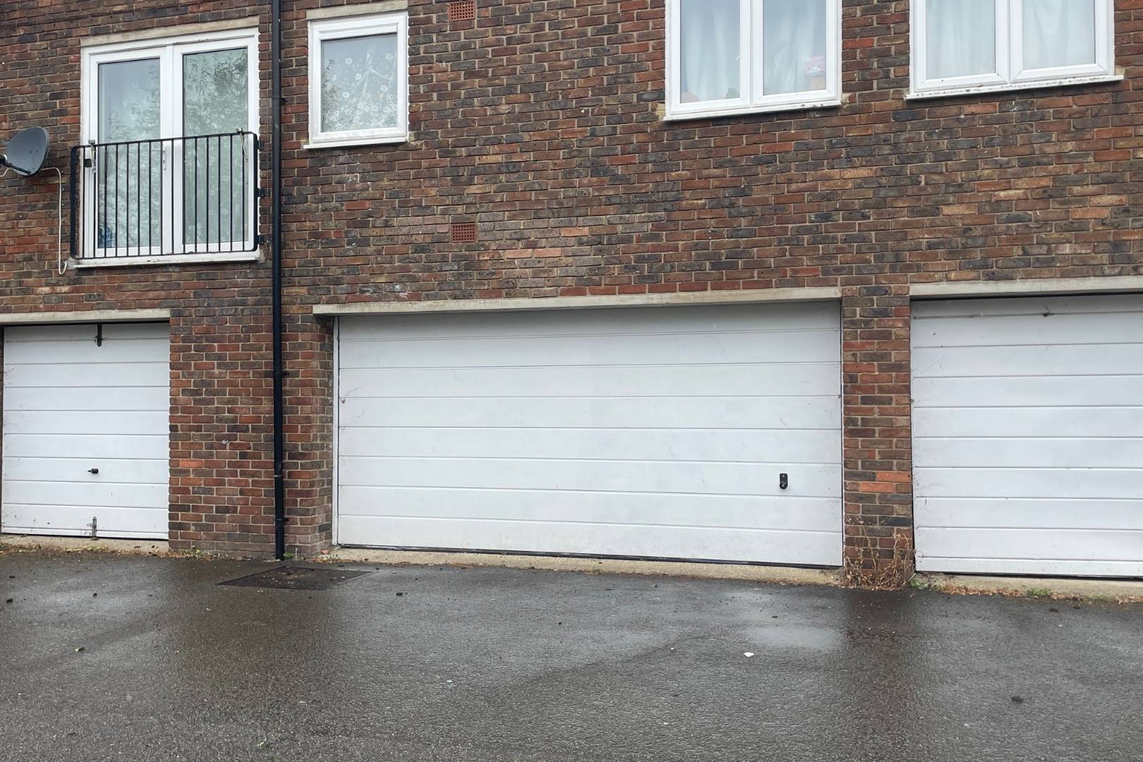 2 Warren Bank, Simpson, Milton Keynes, MK6 3AQ