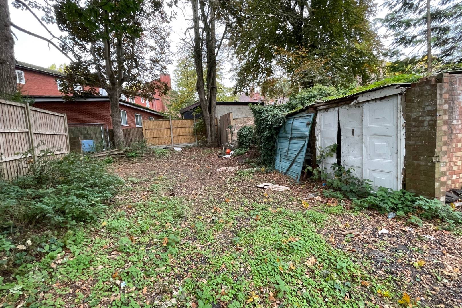 Land Adjoining 1 Uplands Court, London Road, Luton, LU1 3RQ