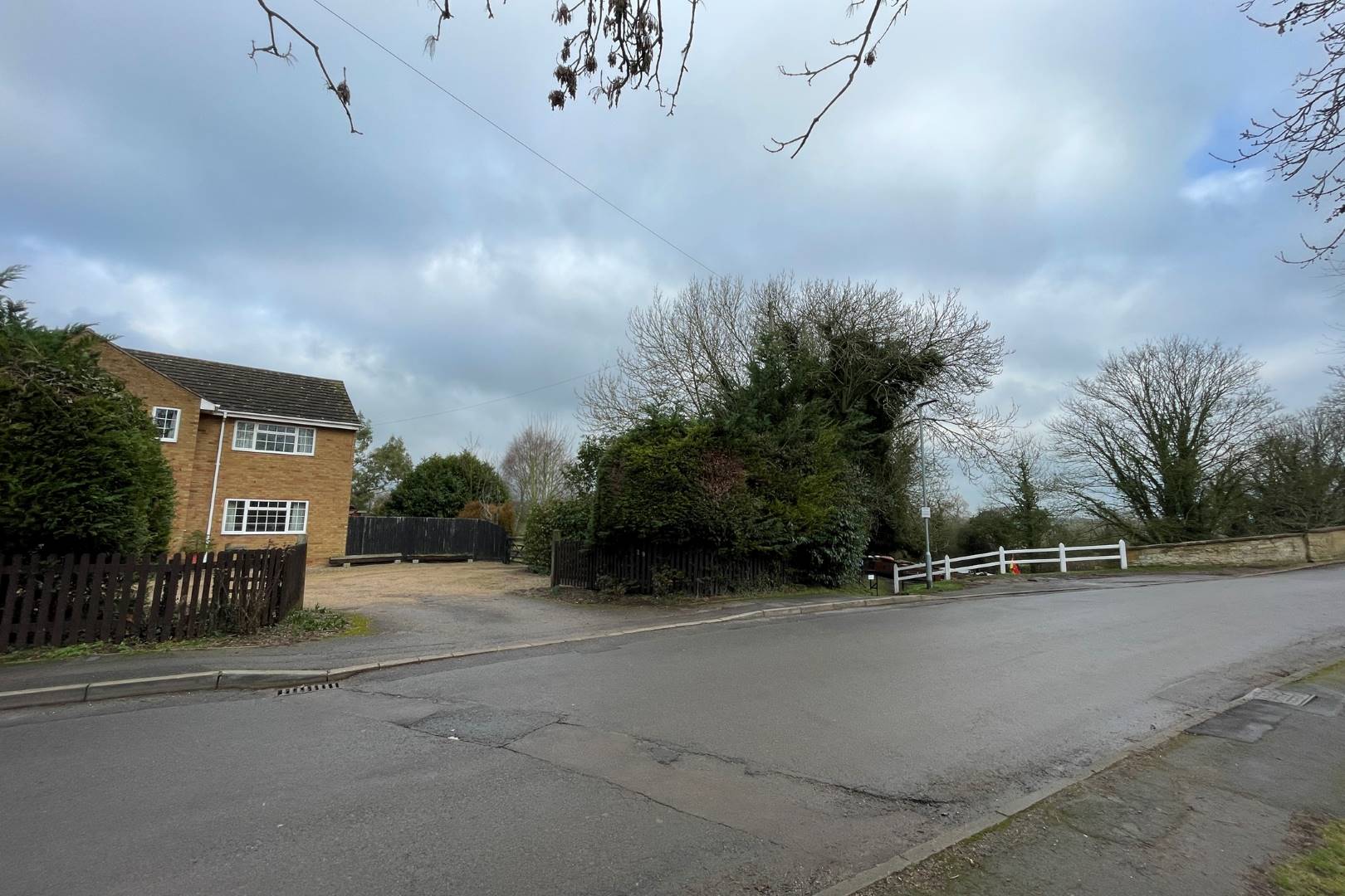 Colmwood House, 29 Bridge Road, Cosgrove, Milton Keynes, MK19 7JH