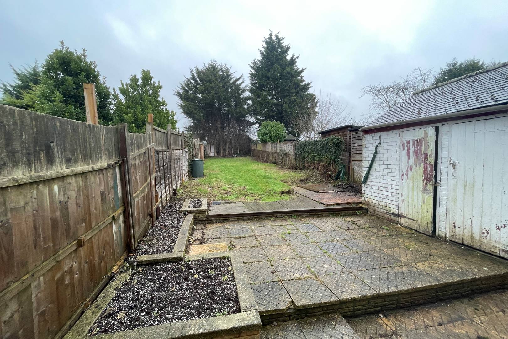 11 London Road, Little Irchester, Wellingborough, NN8 2EB