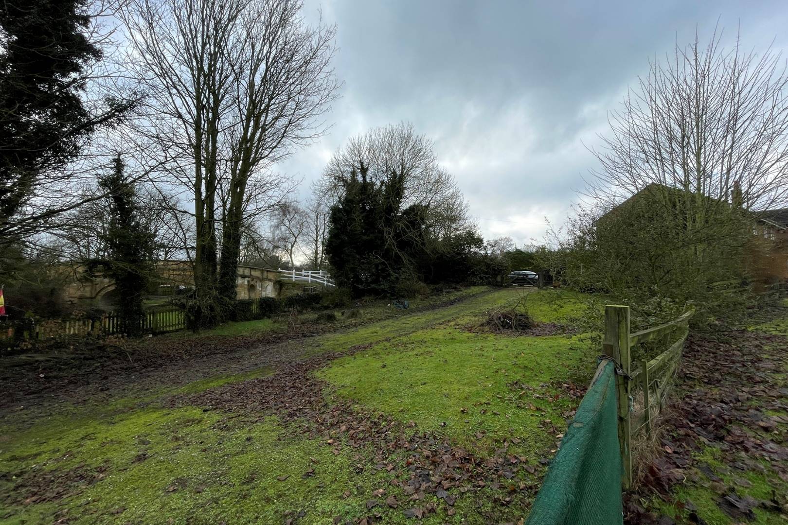 Land adjacent to 29 Bridge Road, Cosgrove, Milton Keynes, MK19 7JH