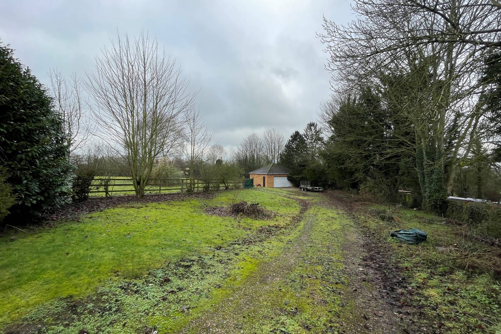 Land adjacent to 29 Bridge Road, Cosgrove, Milton Keynes, MK19 7JH