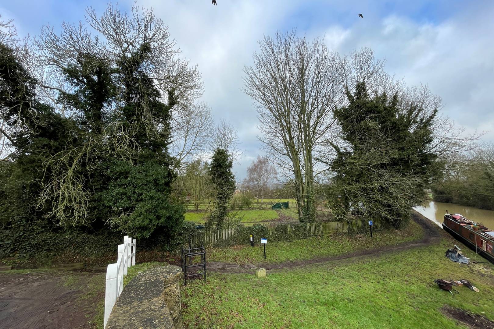 Land adjacent to 29 Bridge Road, Cosgrove, Milton Keynes, MK19 7JH