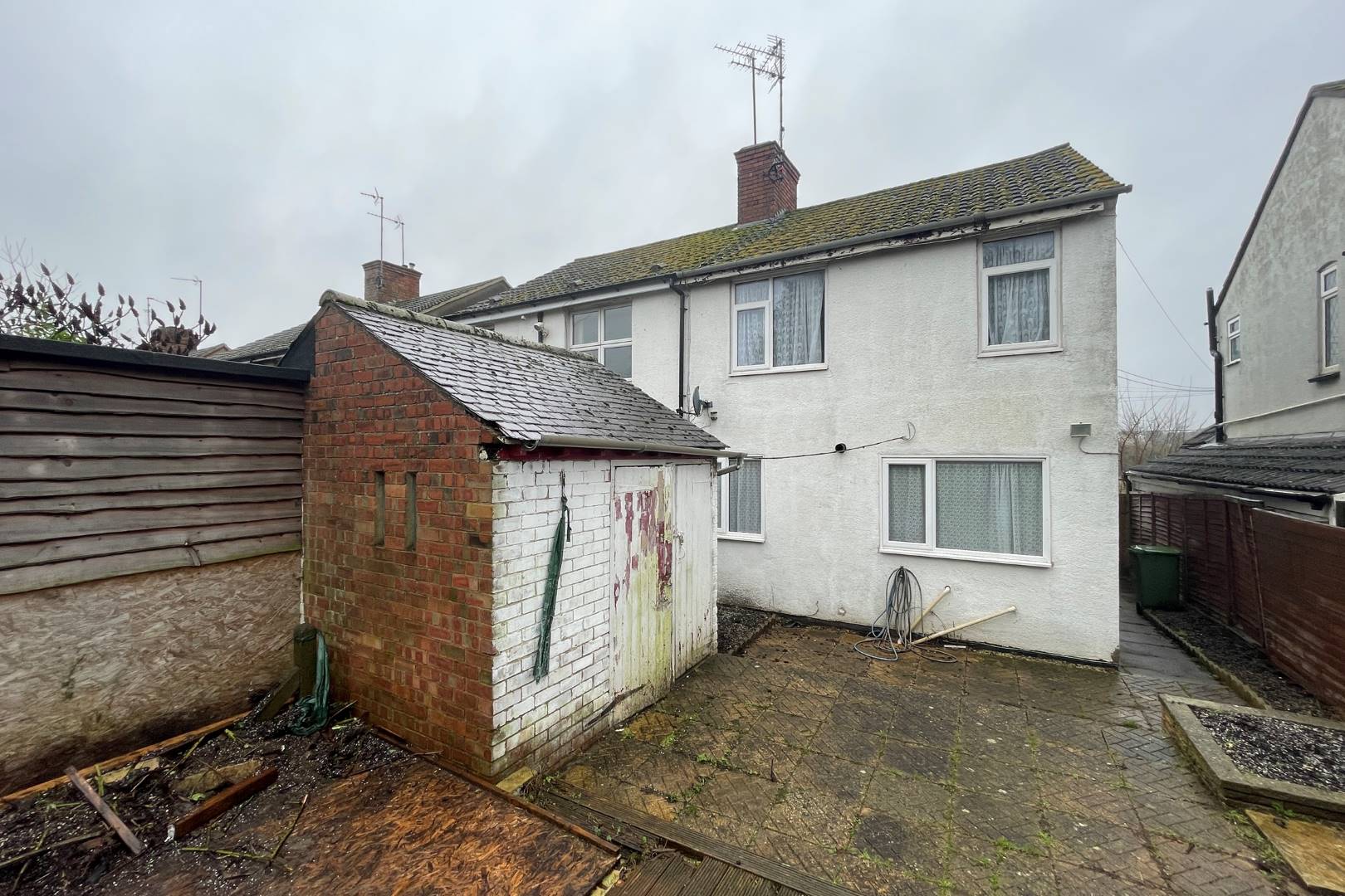 11 London Road, Little Irchester, Wellingborough, NN8 2EB