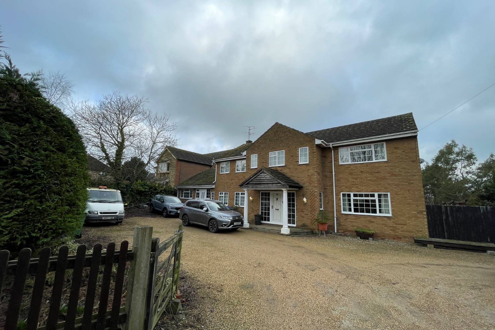 Colmwood House, 29 Bridge Road, Cosgrove, Milton Keynes, MK19 7JH