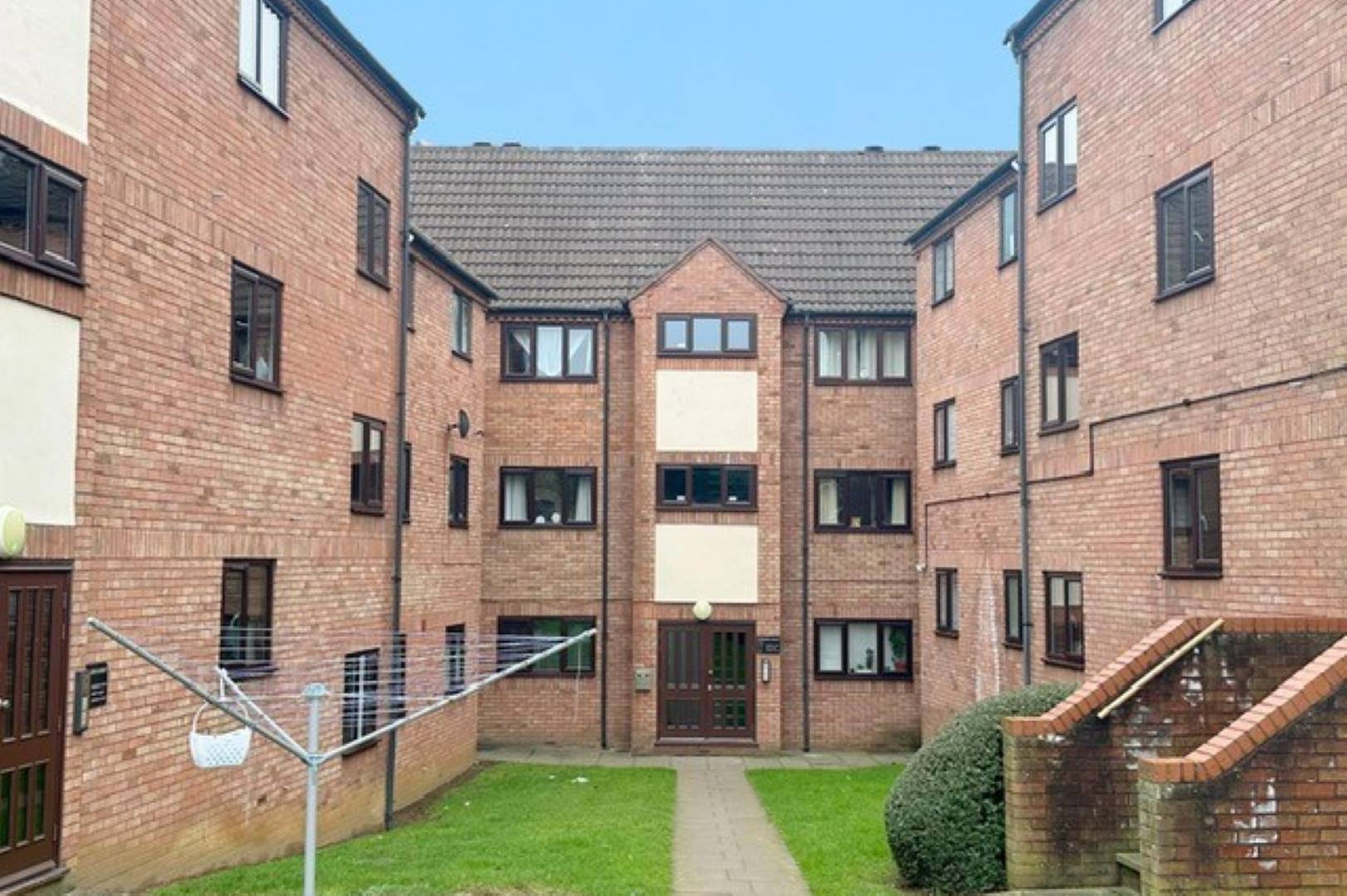 12 Spencer Court, Station Road, Rushden, NN10 9TJ