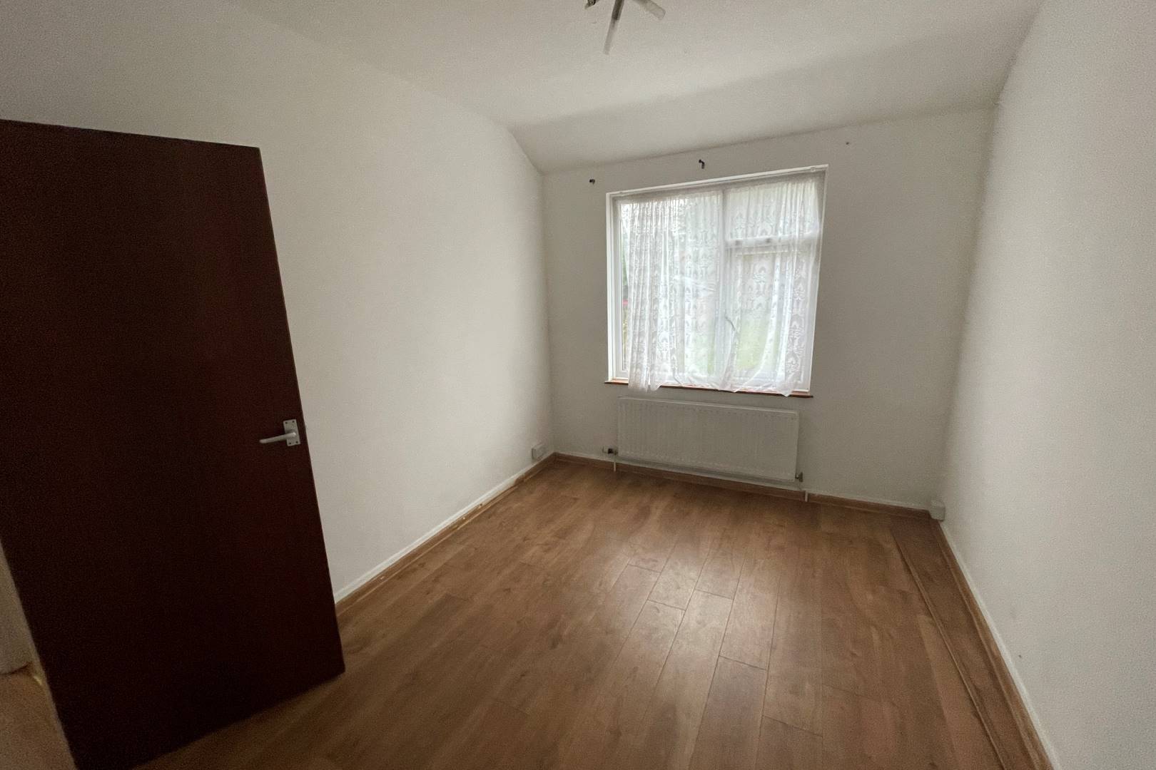 11 London Road, Little Irchester, Wellingborough, NN8 2EB
