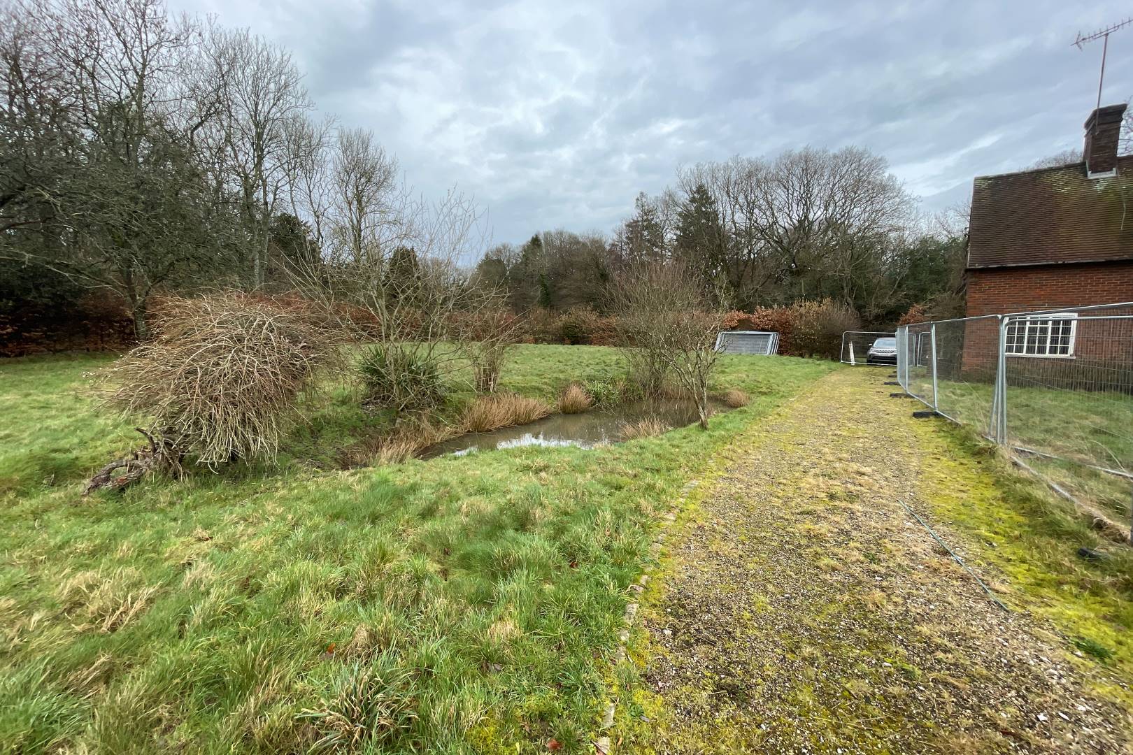 Shootersway Lodge, Shootersway, Wigginton, Tring, HP23 6JA