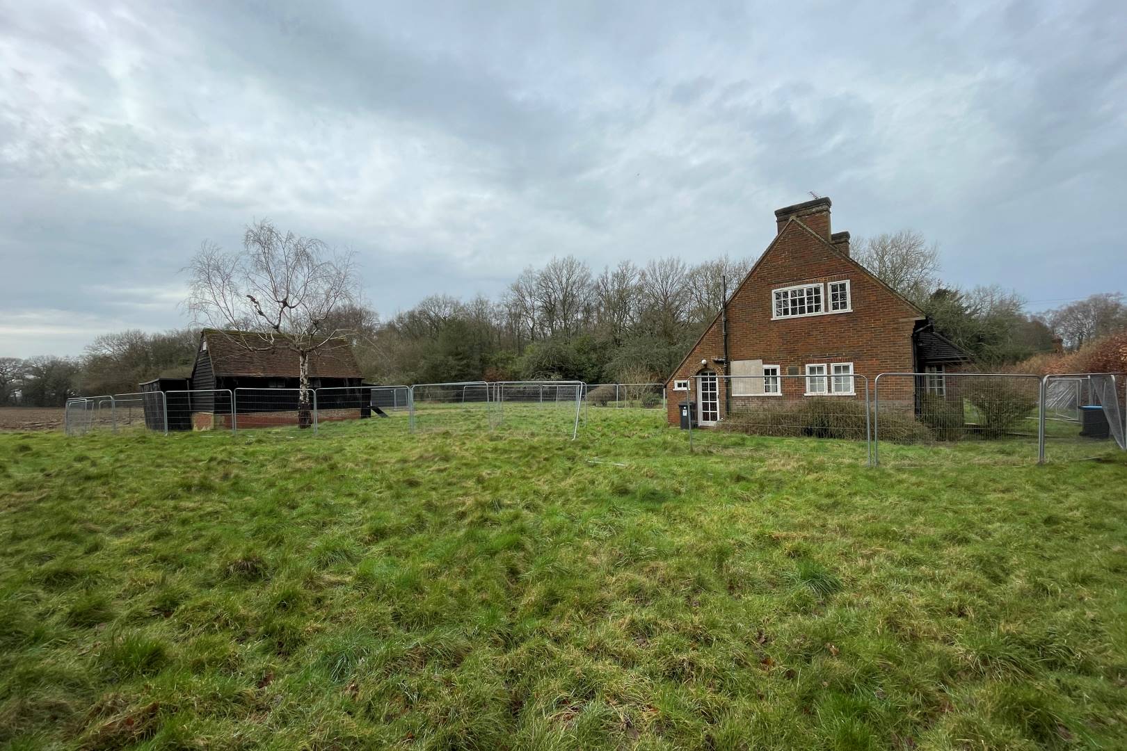 Shootersway Lodge, Shootersway, Wigginton, Tring, HP23 6JA