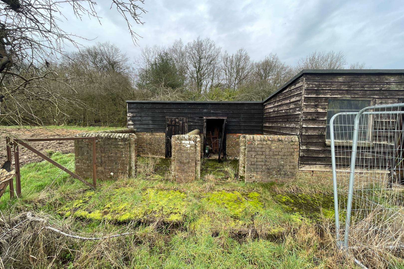 Shootersway Lodge, Shootersway, Wigginton, Tring, HP23 6JA