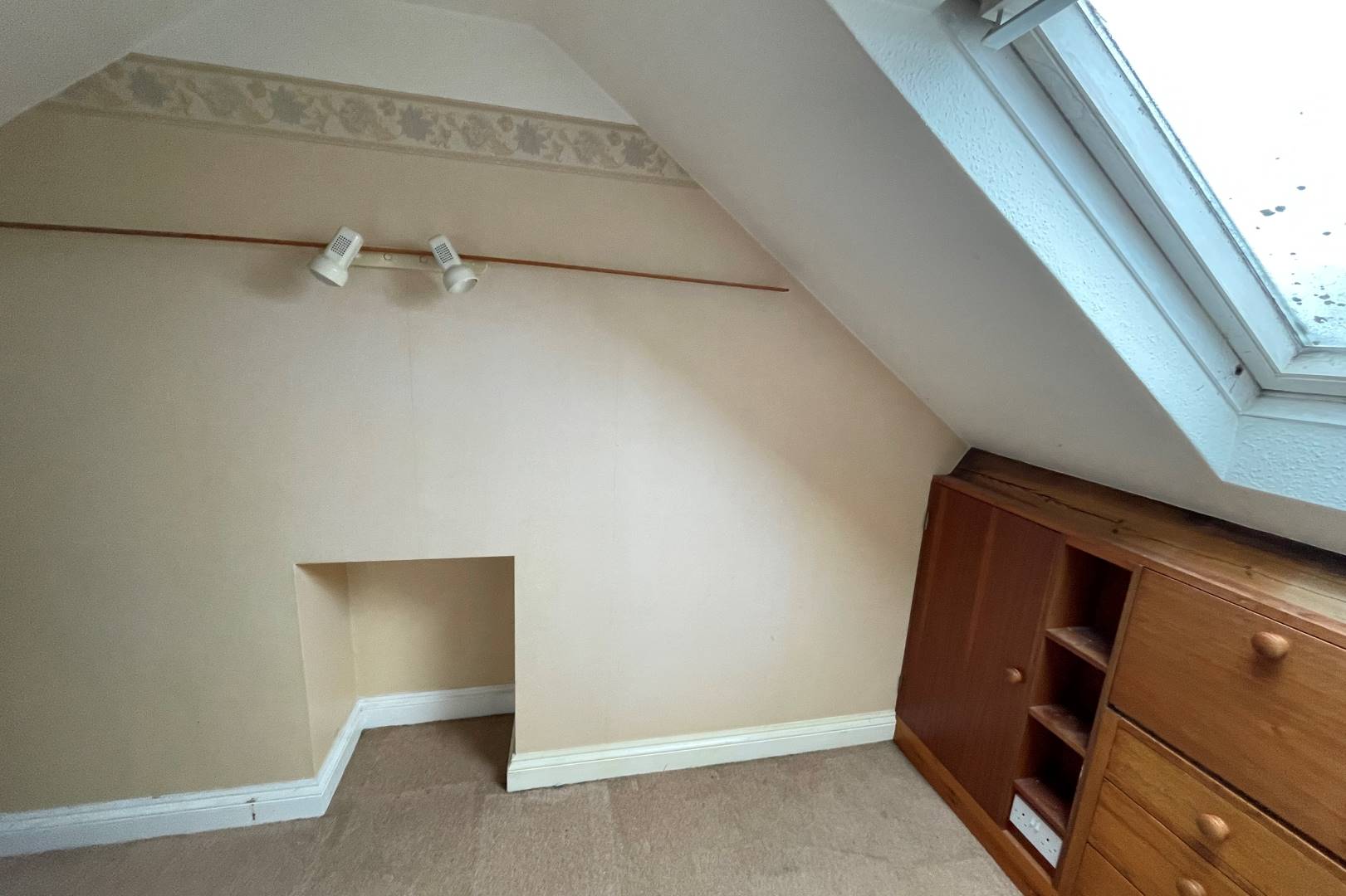 37 Pytchley Road, Rushden, NN10 9XB