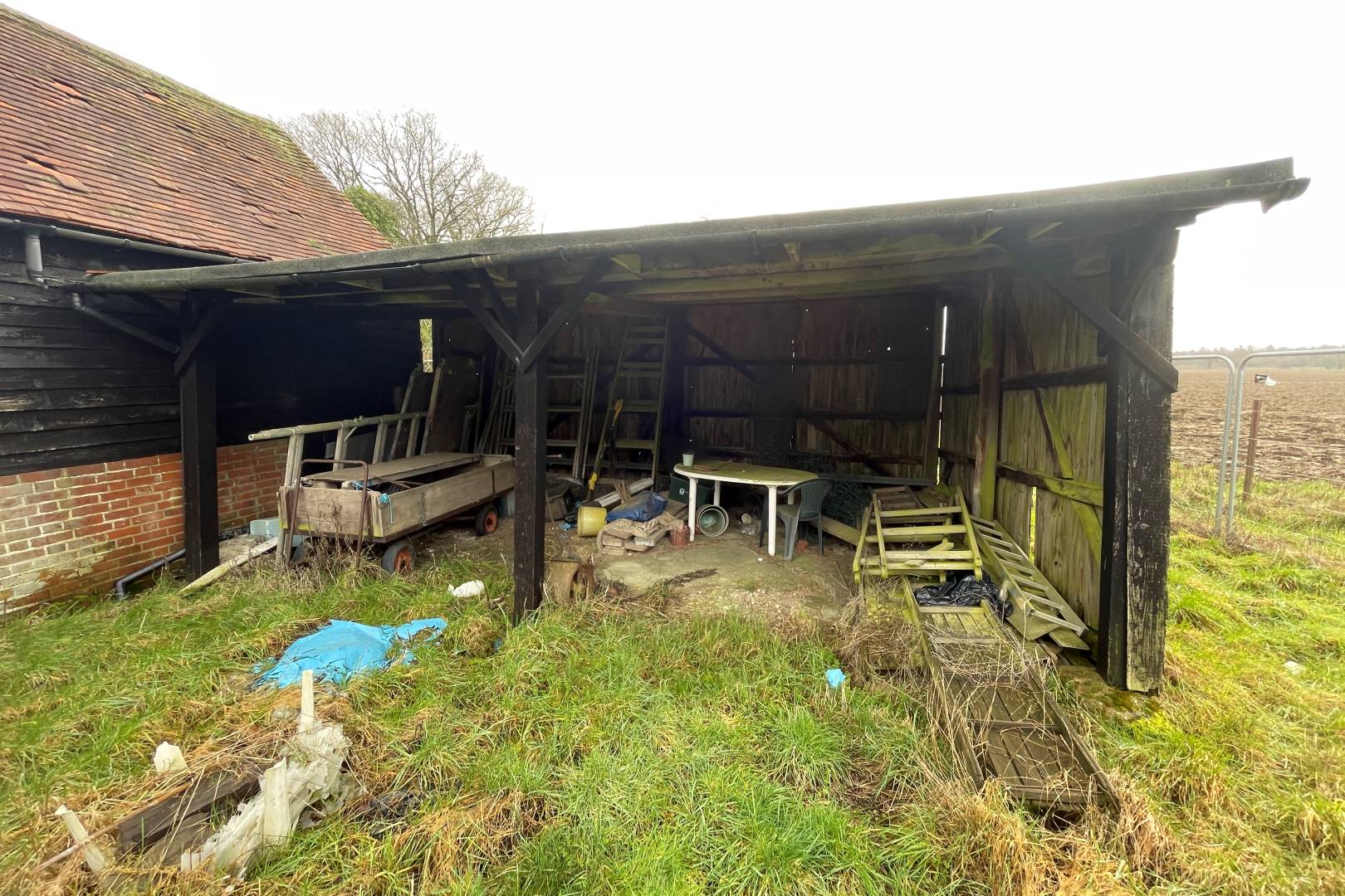 Shootersway Lodge, Shootersway, Wigginton, Tring, HP23 6JA