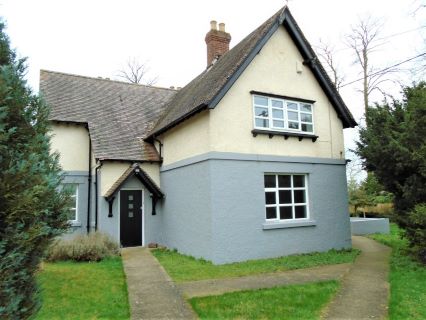 Property for auction in Oxfordshire)