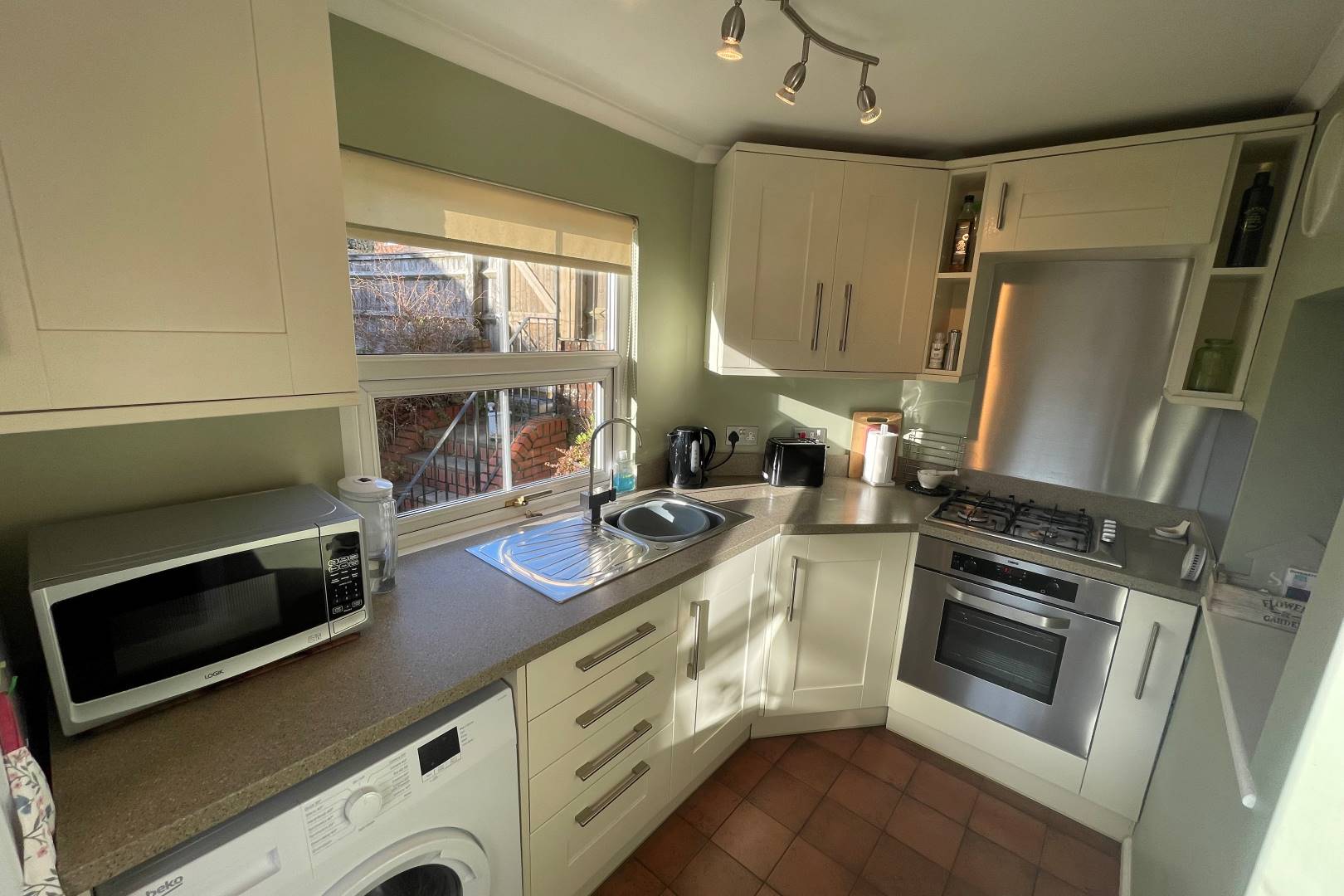 Woodview, Church Path, Lane End, High Wycombe, HP14 3HE