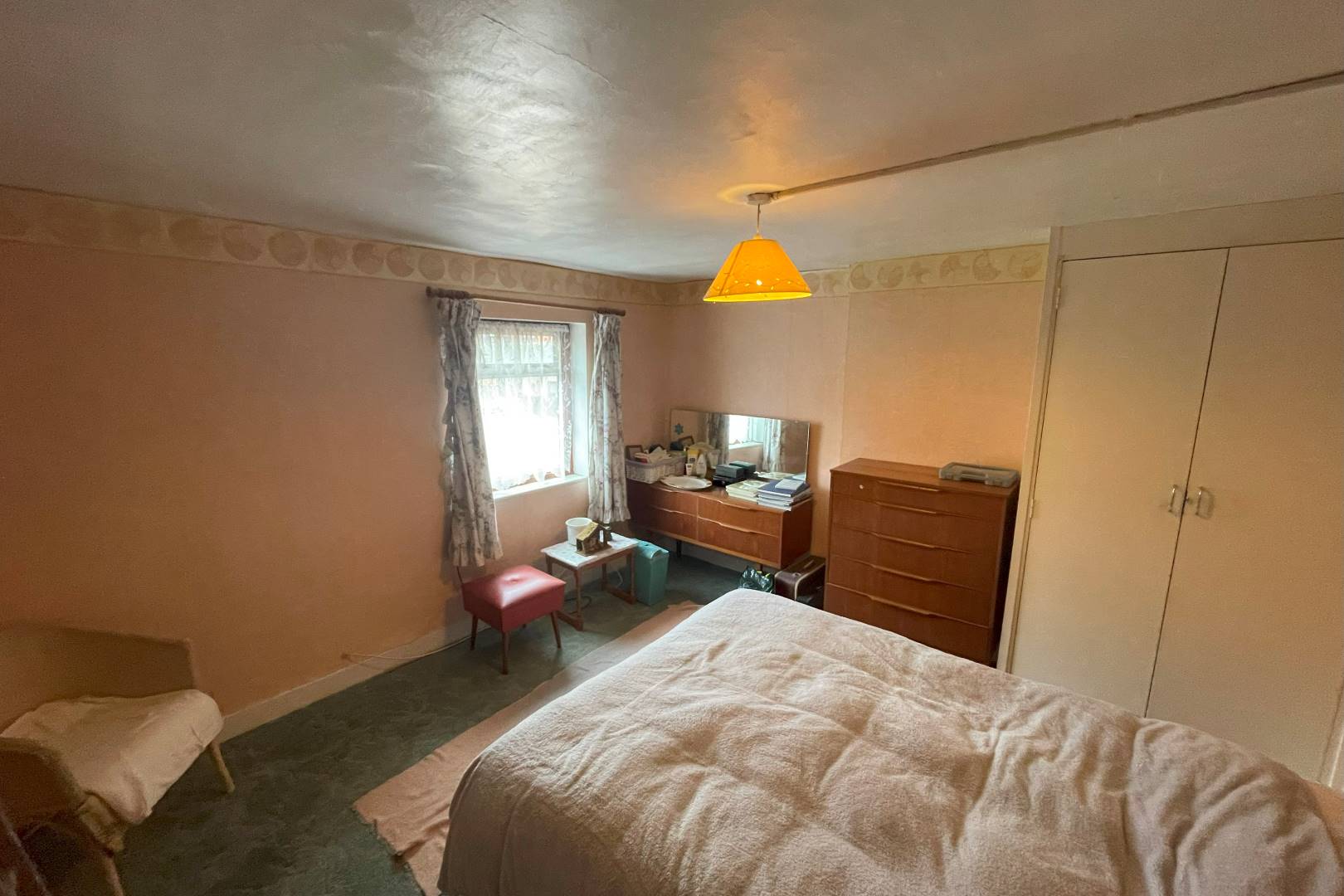 34 Trooper Road, Aldbury, Tring, HP23 5RW