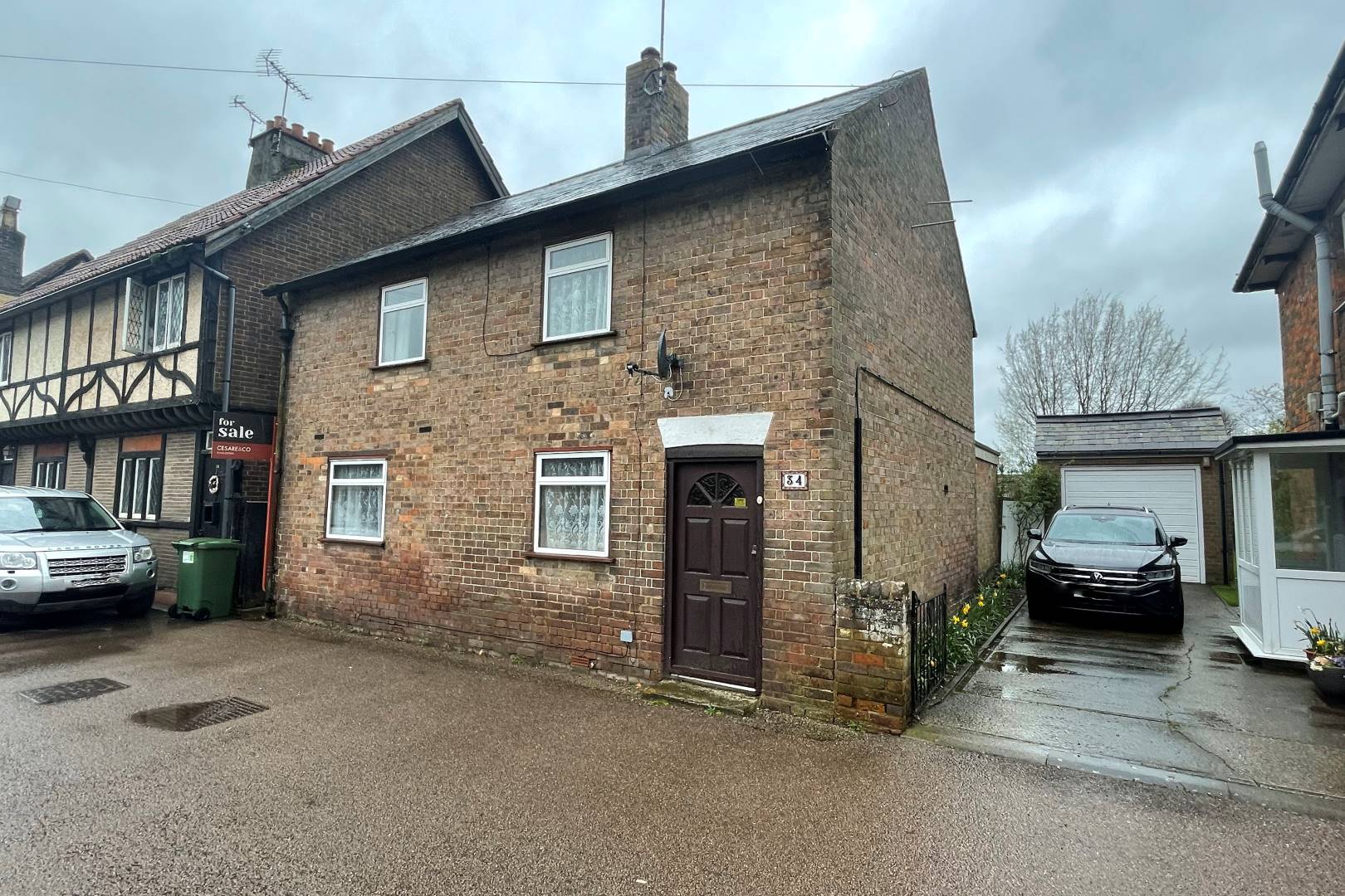 34 Trooper Road, Aldbury, Tring, HP23 5RW