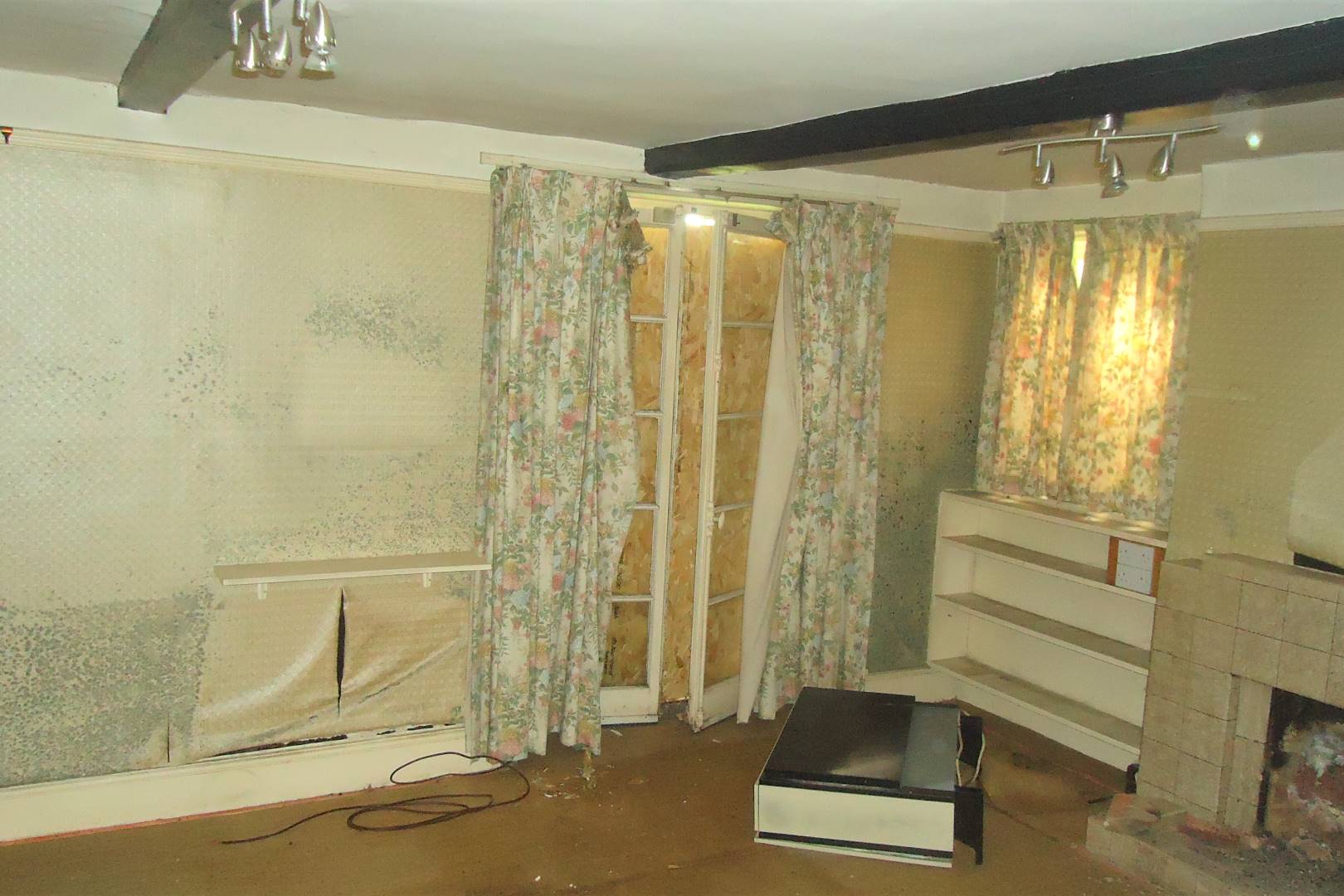 2 Lansdowne Road, Bedford, MK40 2BU