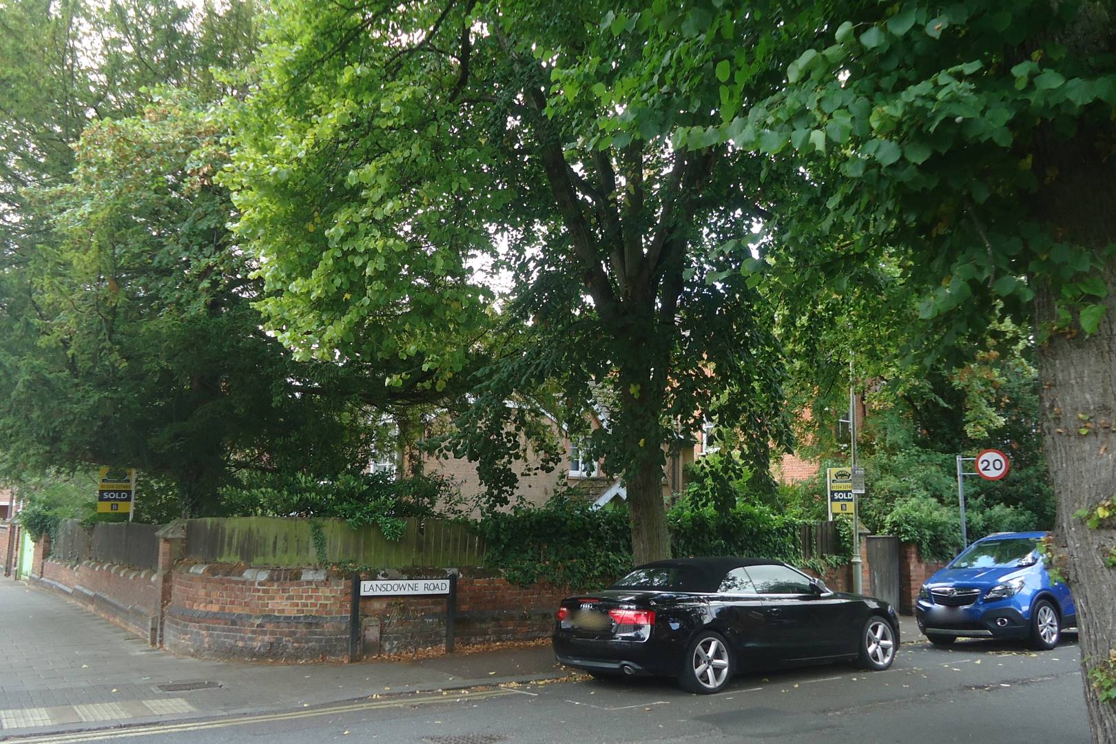 2 Lansdowne Road, Bedford, MK40 2BU