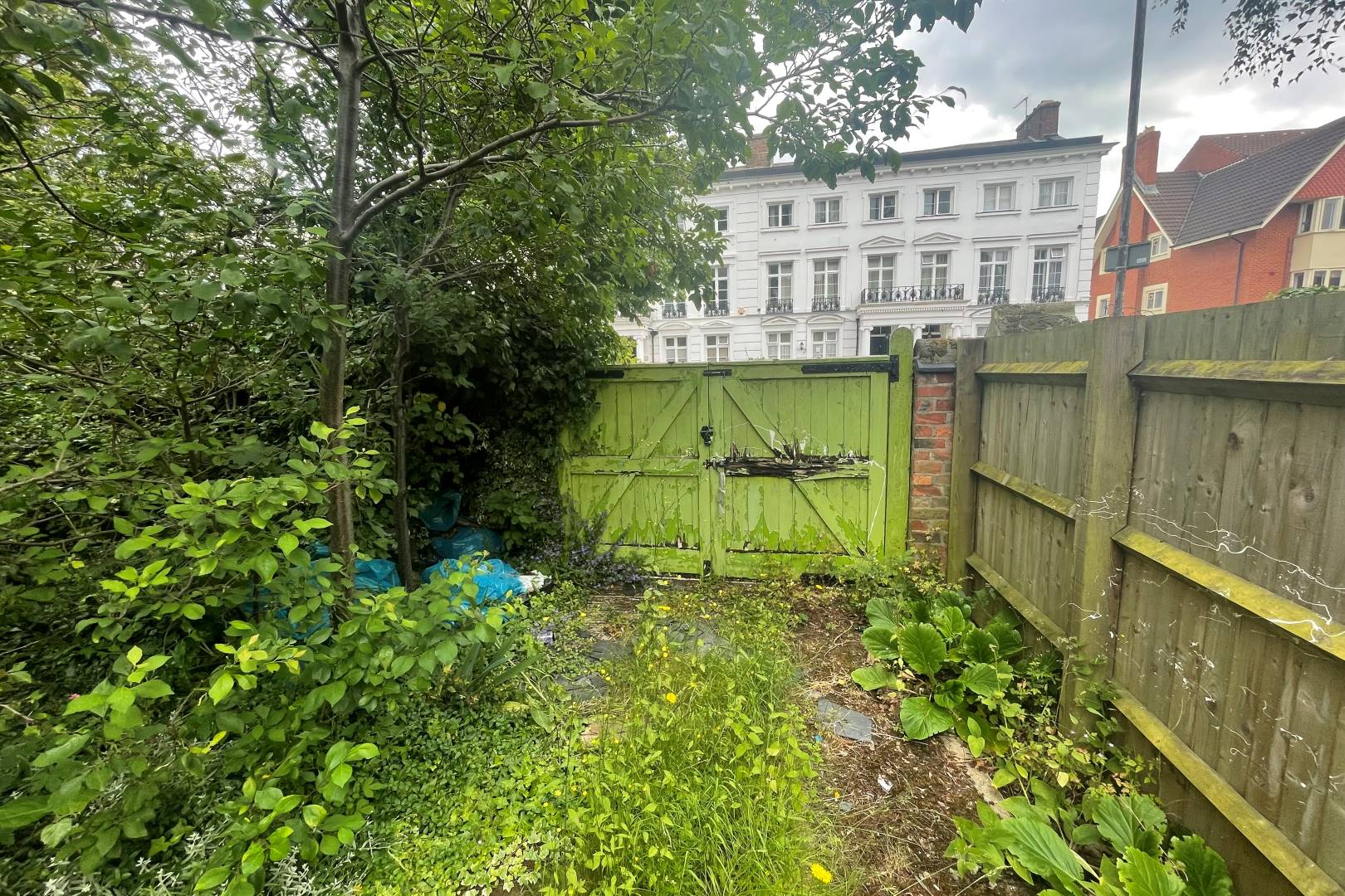 2 Lansdowne Road, Bedford, MK40 2BU