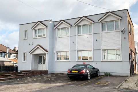 Property for auction in Essex)
