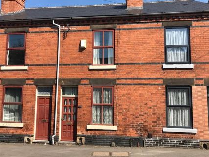 Property for auction in Derbyshire)
