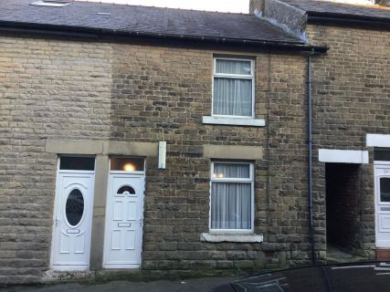 Property for auction in Derbyshire)
