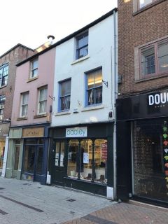 Property for auction in Derbyshire)