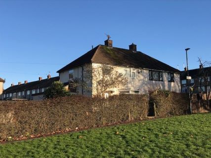Property for auction in Derbyshire)