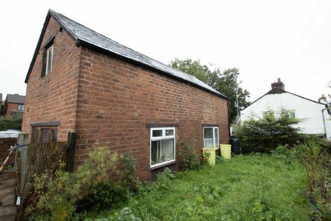 Property for auction in Herefordshire)