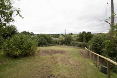 Property for auction in Herefordshire)