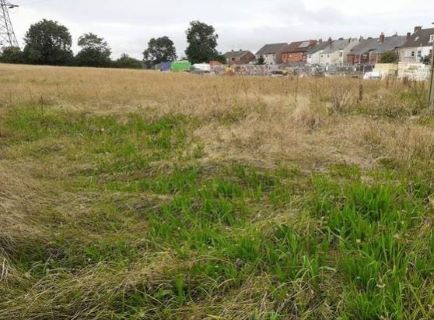 Property for auction in Derbyshire)